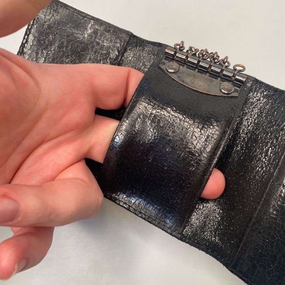 Tory Burch Black Leather Tri-Fold Key Case Mini Wallet – EUC, 5 Hooks, Crackle F - Picture 13 of 15
